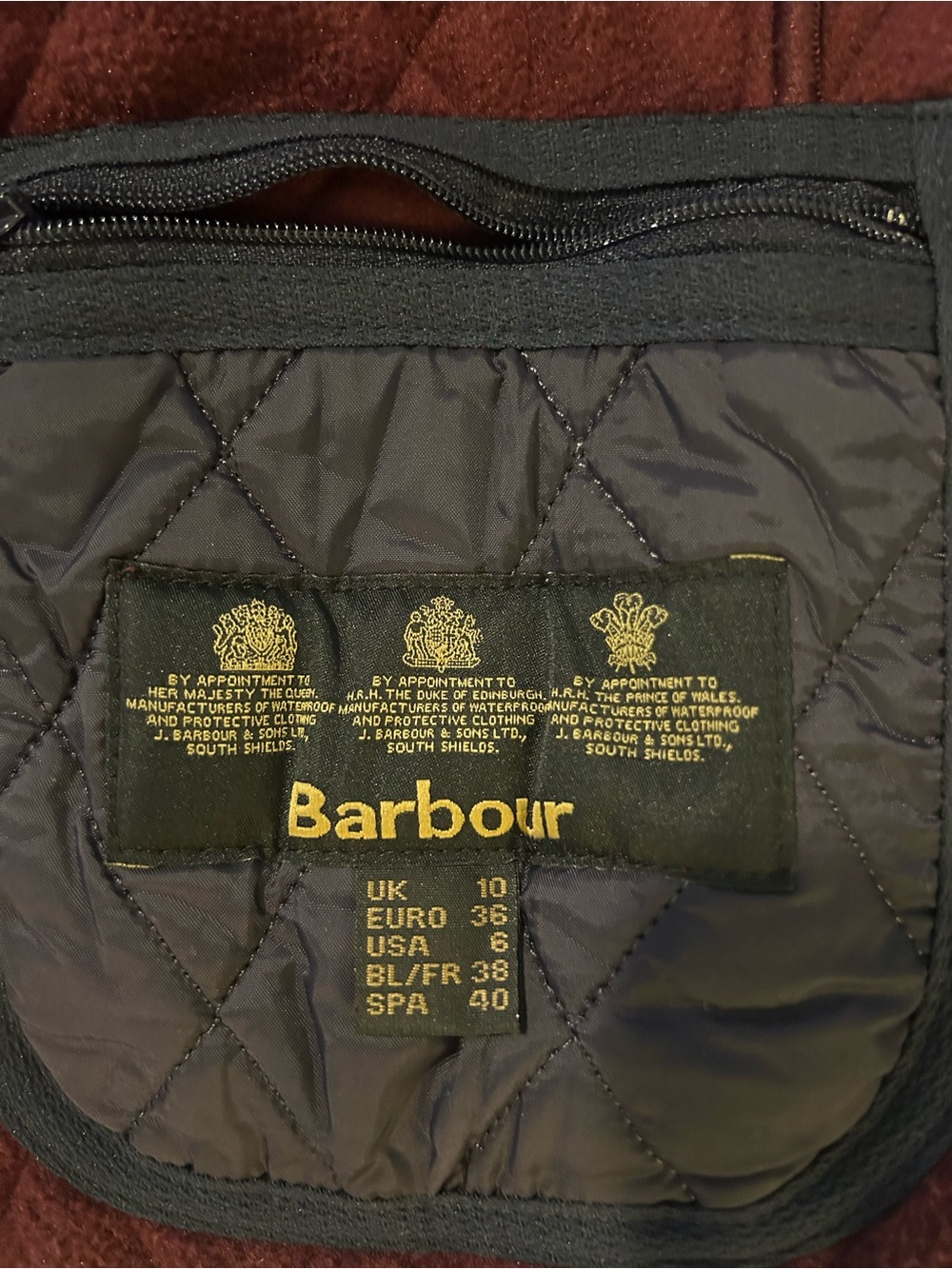 Barbour Betty Fleece Lined Quilted Vest Gilet Navy Burgundy US 6 UK10 Equestrian - Picture 8 of 10